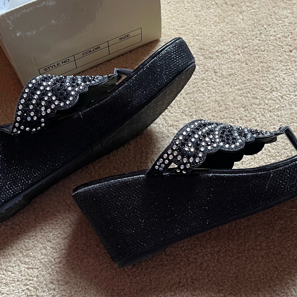 DODO Black Beaded Women's Wedge Sandals size 7.5 - Picture 6 of 7